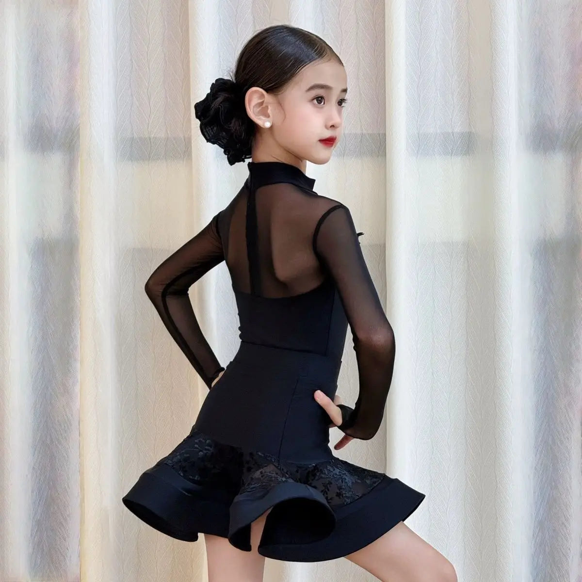 Black Latin Dance Dress for Girls High-neck Long-sleeved Dancewear Child Cha-cha National Standard Swing Dance Training Costume