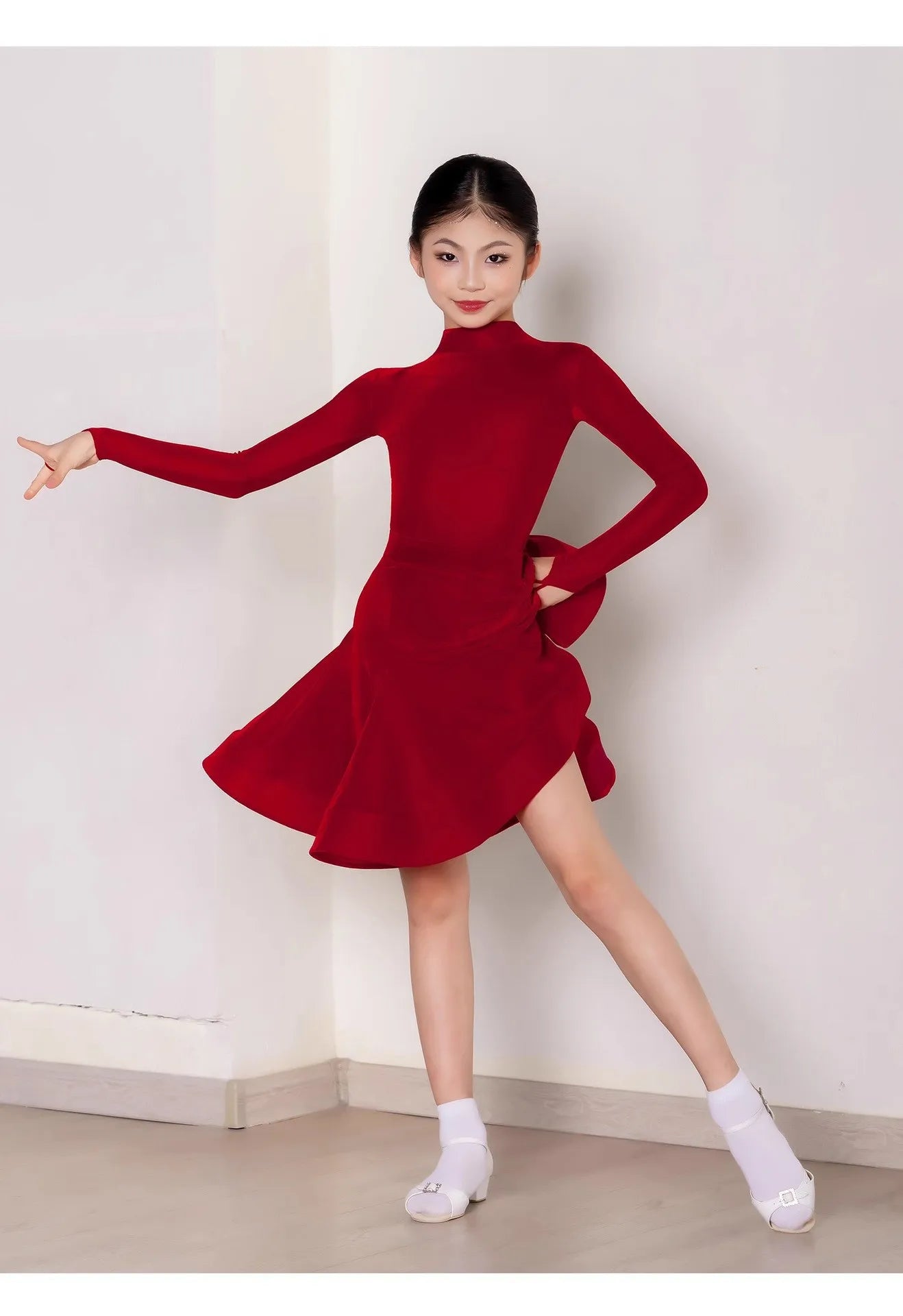 Red Child Latin Dance for Girl Dance Dress Long Sleeve Professional Cha-cha Samba Rumba Training Competition Clothing 2025 New